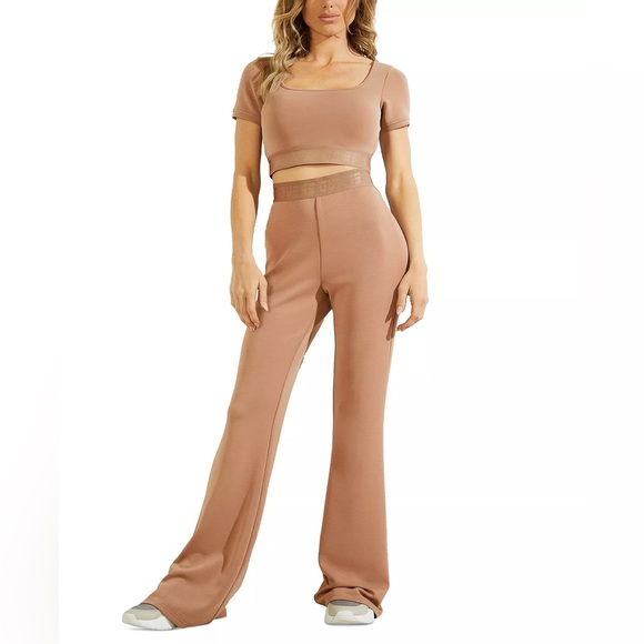 Guess Flare- Leg pant (S) - Picture 2 of 16